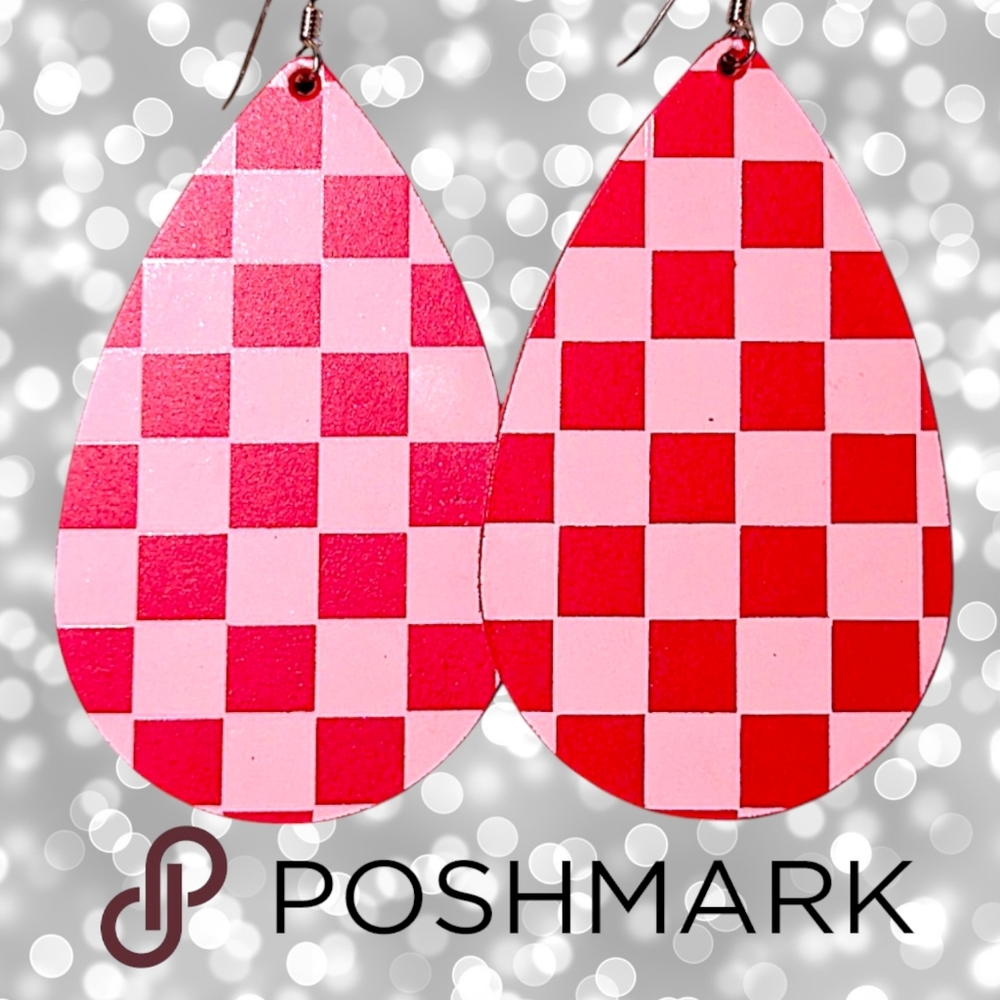 NWOT Nickel And Suede Vibrant Pink And Red Checkered Teardrop Leather Earrings M